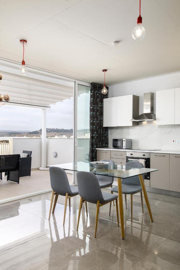 Hilltop Apartments - Stylish Comfort Living Close To The Sea, Bugibba Сент-Полс-Бей Экстерьер фото