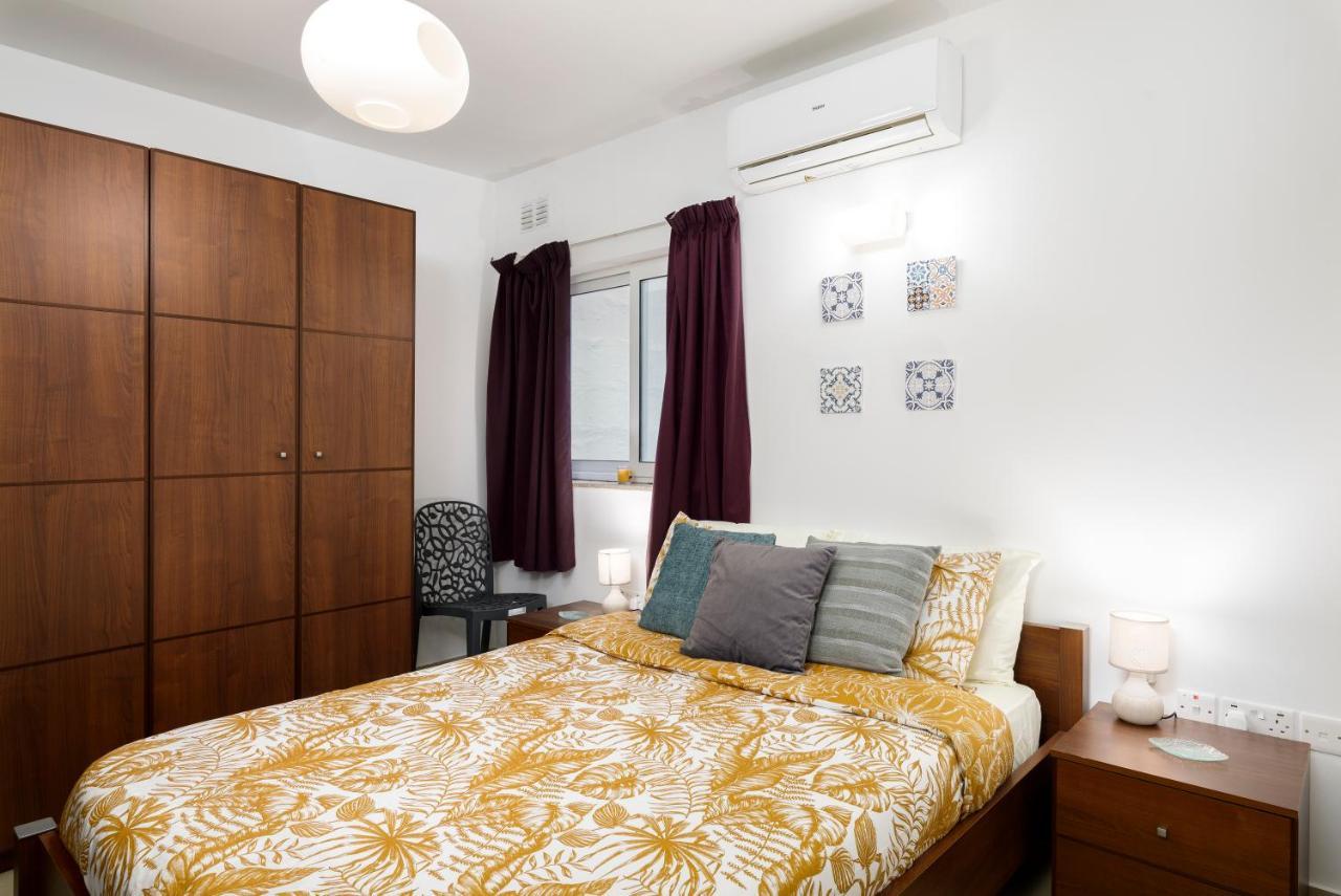 Hilltop Apartments - Stylish Comfort Living Close To The Sea, Bugibba Сент-Полс-Бей Экстерьер фото