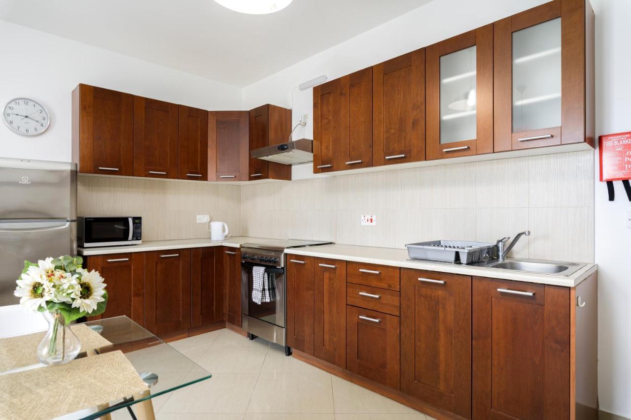 Hilltop Apartments - Stylish Comfort Living Close To The Sea, Bugibba Сент-Полс-Бей Экстерьер фото