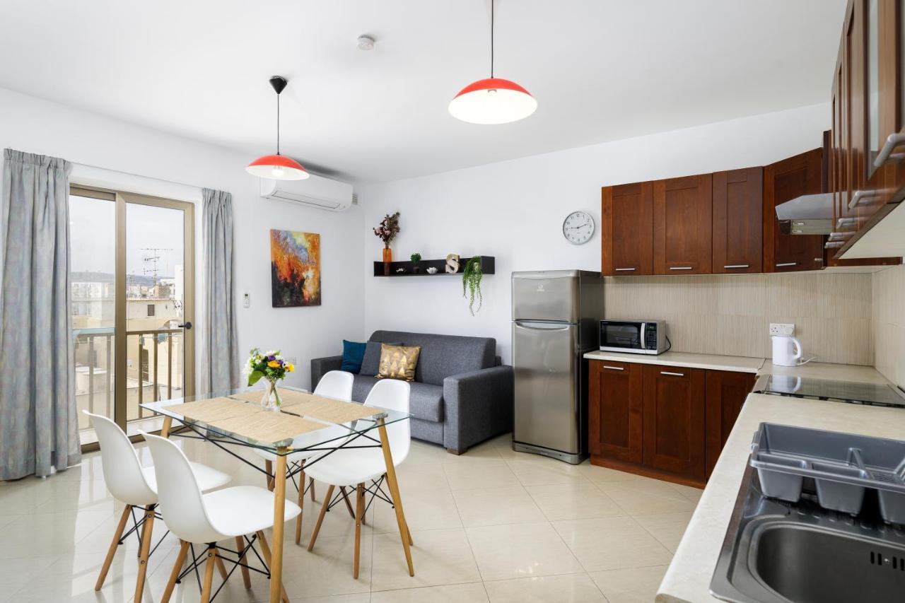 Hilltop Apartments - Stylish Comfort Living Close To The Sea, Bugibba Сент-Полс-Бей Экстерьер фото