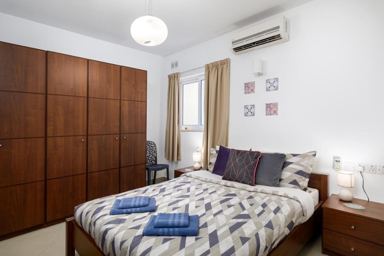 Hilltop Apartments - Stylish Comfort Living Close To The Sea, Bugibba Сент-Полс-Бей Экстерьер фото